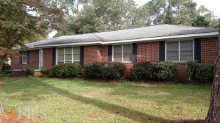 1703 Woodrow Ave, Dublin, GA 31021-3534