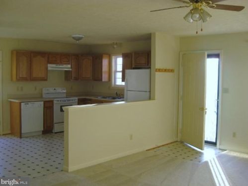 423 Cherrydale Ave, Front Royal, VA 22630-2411