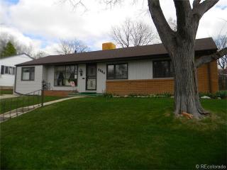 2564 Clermont St, Denver, CO 80207-3137