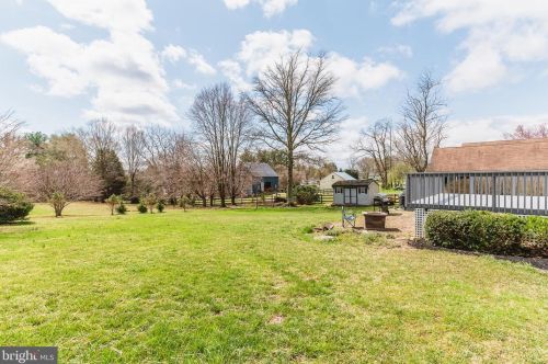 2503 Hess Rd, Fallston, MD 21047-1124