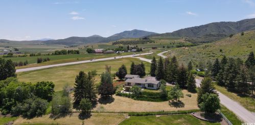 1350 200, Wellsville UT 84339-9703 exterior