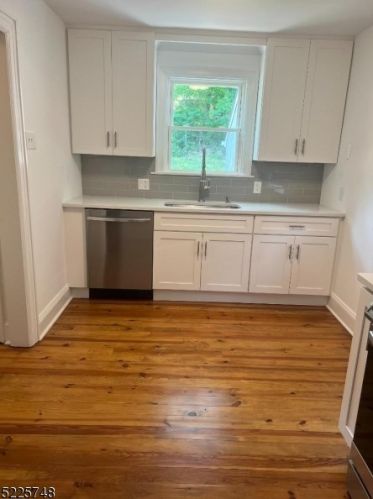 6 Glen Rd, Town Center, NJ 07052-4604