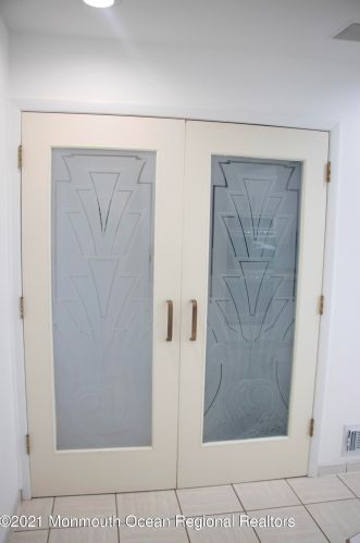 13 Dwight Dr, Tinton Falls NJ  07712-3624 exterior