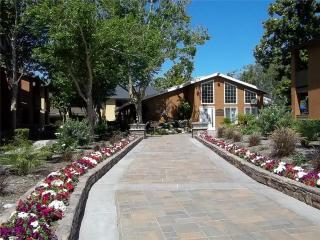 8600 Citrus Ave, Fontana CA  92335-8860 exterior