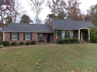 49 Oak St, Parsons, TN 38363-2224