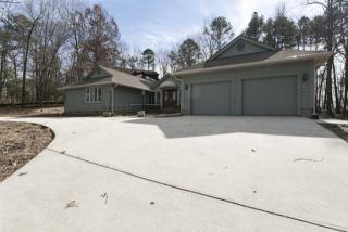 7 Calm Sea Dr, Salem, SC 29676-4126