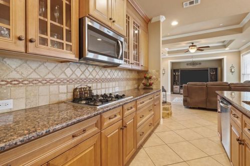 4265 San Simeon Ln, Fort Worth TX  76179-6803 exterior