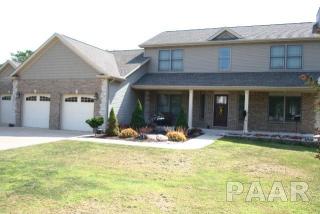 22 Berkshire Rd, Mackinaw, IL 61755-9432