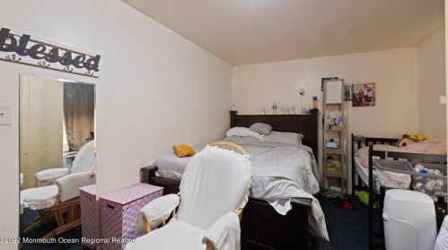 1512 Summerfield Ave, Tinton Falls NJ 07712-6918 exterior