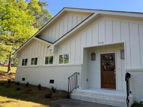 3736 Calmer Cir, Atlanta GA  30344-6011 exterior