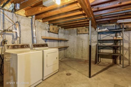 15354 Plank Rd, Sycamore IL  60178-8743 exterior