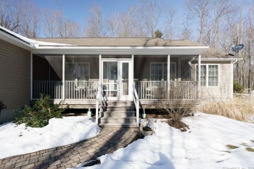 2827 Torringford St, Torrington, CT 06790-2332