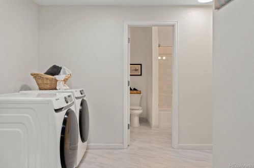 5421 Eaton Park Way, Aurora CO 80016-4292 exterior