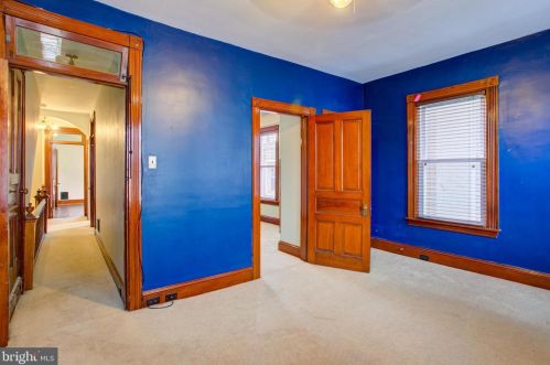 827 Walnut St, Lancaster PA  17602-2436 exterior