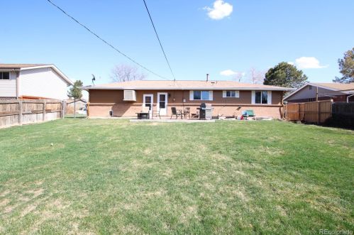 389 Nile St, Aurora CO 80401-2934 exterior