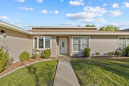 148 Lohrum Ln, Anaheim, CA 92807-3114