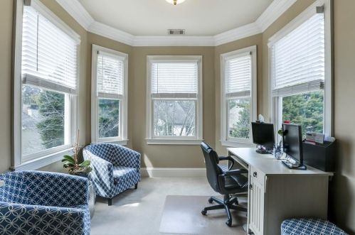2556 Brookline Cir, Atlanta GA  30319-3693 exterior