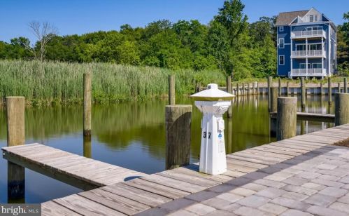 349 Marina Ave, Aberdeen MD  21001-4204 exterior