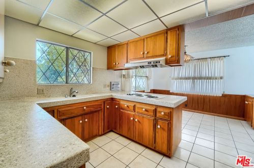 1115 Harvard St, Glendale CA  91205-4626 exterior