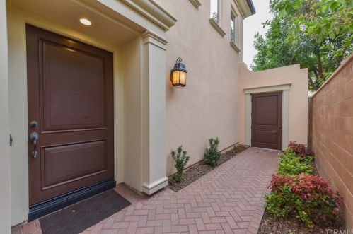 83 Ashdale, Irvine, CA 92620-7311