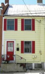 150 North St, Carlisle PA  17013-2430 exterior
