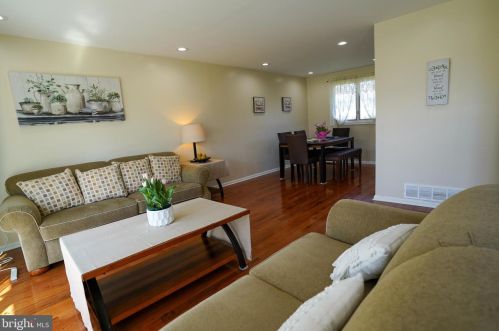 117 Meadow Lark Rd, Stratford, NJ 08084-1911