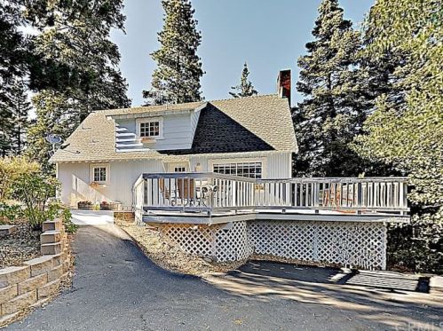 226 Brentwood Dr, Lake Arrowhead, CA