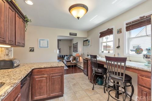 48 Prospect Ave, Edison NJ  08817-3744 exterior