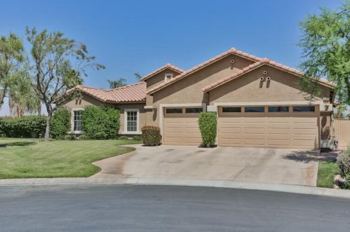 45546 Green Hills Ct, Indio, CA 92201-0940