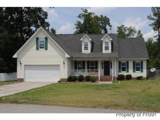 8246 Umstead Rd, Fayetteville, NC 28304-5945