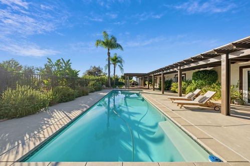 39386 Chaparral Dr, Temecula CA  92592-8822 exterior