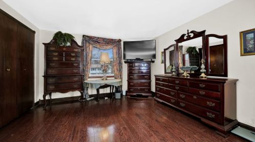 223 Seabury Rd, Lemont IL  60440-2411 exterior