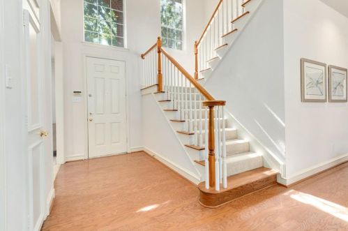 5803 Covehaven Dr, Dallas, TX 75252-5228