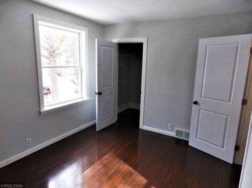 61 Cook Ave, Saint Paul MN  55130-3837 exterior
