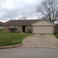 758 Tumbleweed Ct, Fort Worth TX  76108-4035 exterior