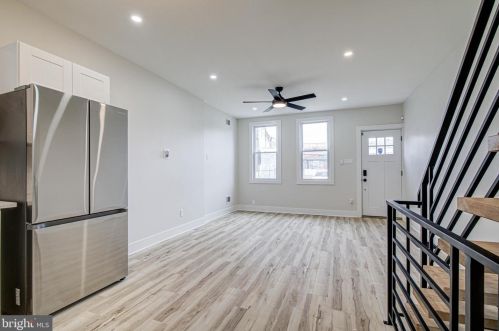 1354 Hope St, Philadelphia, PA 19122-4611