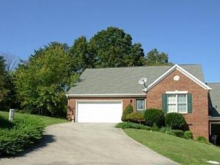 402 Fairway Dr, Athens, TN 37303-7520