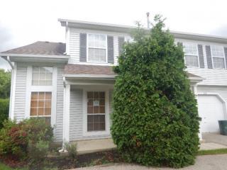 212 Ivy Ct, Streamwood, IL 60107-2208