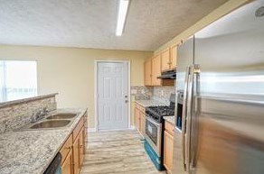 2857 Forrest Hl Dr, Atlanta GA  30315-9024 exterior