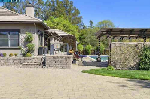 829 Vine Hill Way, Pacheco, CA 94553-5855