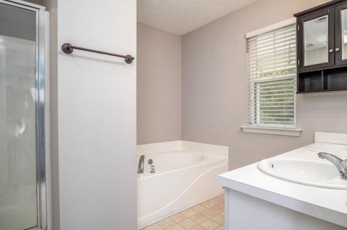 4697 High Point Ln, Atlanta GA  30349 exterior