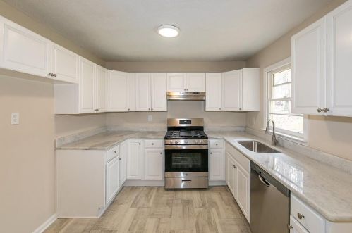 150 Scott Blvd, Stockbridge GA 30281-3855 exterior