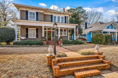 125 Georgia Ave, Barnesville, GA 30204-1707