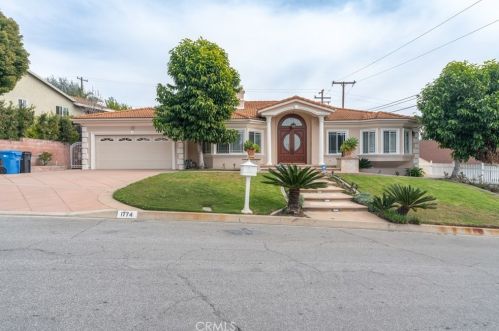 1774 Orangewood Ln, Arcadia, CA 91006-1632
