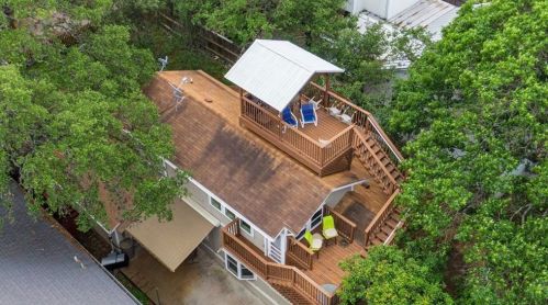 1503 Alta Vis Ave, Austin TX  78704-5228 exterior