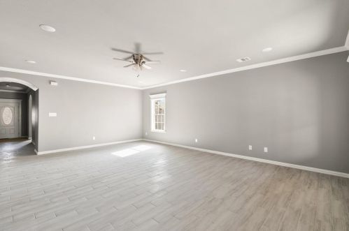 4720 Shackleford St, Fort Worth TX  76119-3563 exterior