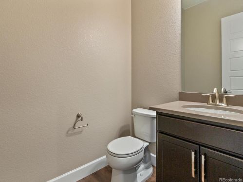 7916 Jamestown Ct, Denver CO exterior