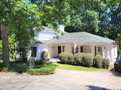 1196 Cardinal Dr, Cayce-West Columbia, SC 29169-6066