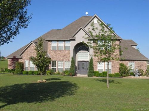 19155 Carriage Ct, Mounds, OK 74047-4792