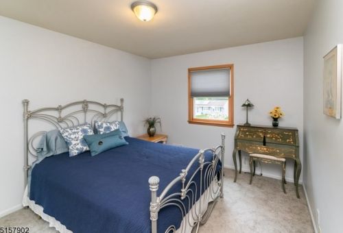 15 Mdw Ln, Hackettstown NJ  07840-4143 exterior